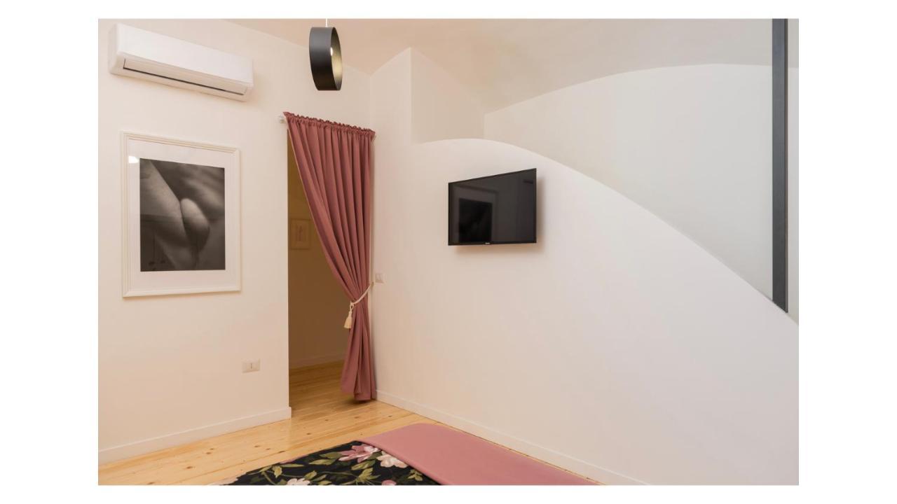 Light Pink - Suite In The Middle Of Everything Torre Annunziata Buitenkant foto